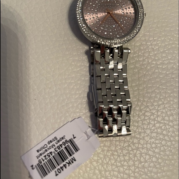 Designer Watch - Picture 5 of 6